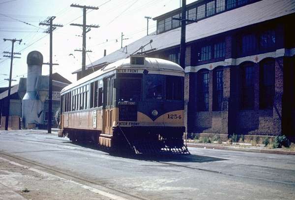 usr_m_laxhist_1254_southparkshops_1947_khbmjt_141.jpg