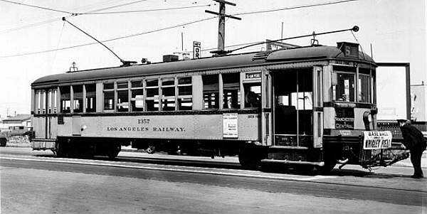 usr_m_laxhist_1357_sline_bv_165.jpg