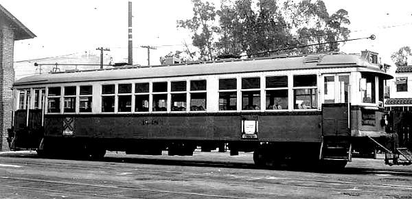 usr_m_laxhist_1452_southparkshops_bv_180.jpg