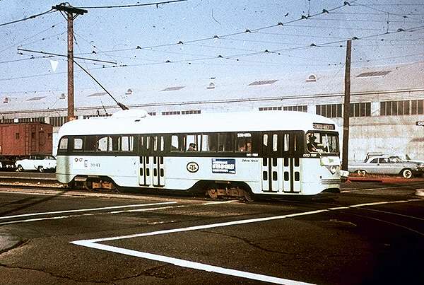 usr_m_laxhist_3041_gagecentral_dnggjt_306.jpg