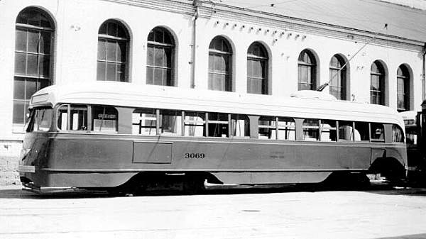usr_m_laxhist_3069_southparkshops_bv_120.jpg