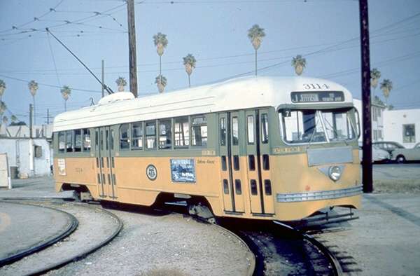 usr_m_laxhist_3114_jline10thaveloop_jt_354.jpg