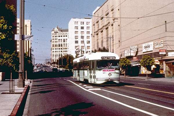 usr_m_laxhist_3159_1stbroadway_tdjt_383.jpg