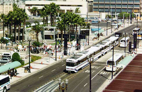 usr_m_laxmod_aline_1xx_longbeach-first+st_bv_bl27.jpg