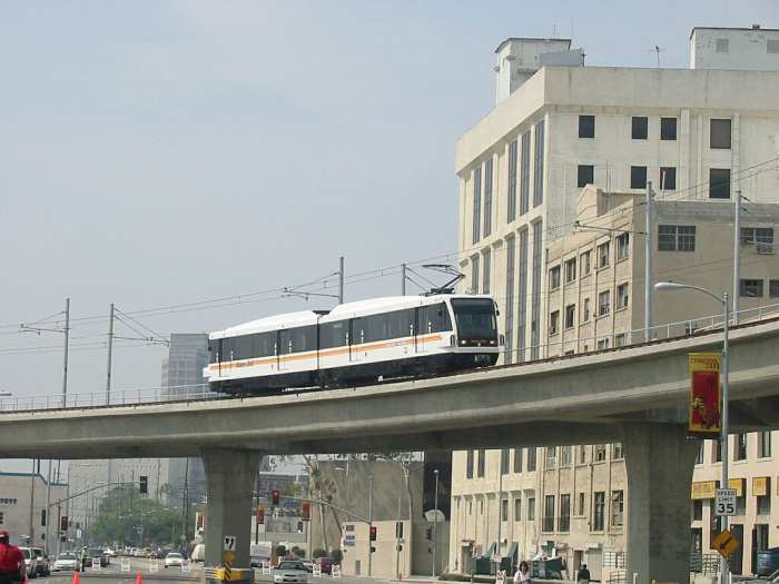 usr_m_laxmod_eline_235a_chinatown+station_20030517_shosk_gd03.jpg