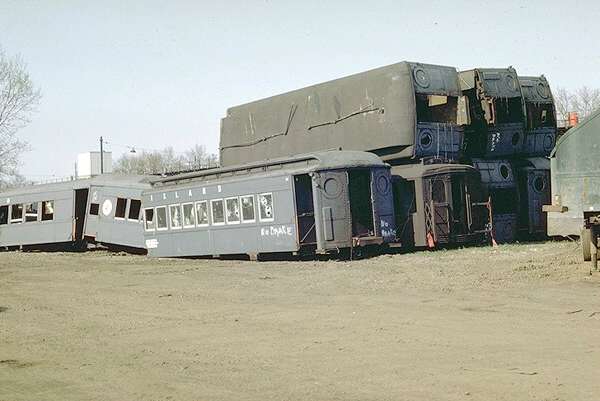 usr_m_lirr_2ndgen_1619_sarnelliyard_19690503_jt_054.jpg