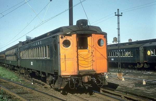 usr_m_lirr_2ndgen_4141_hunterspointave_19690526_jt_078.jpg