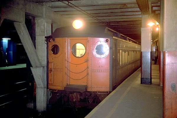 usr_m_lirr_2ndgen_4178_pennstation_19690316_jt_022.jpg