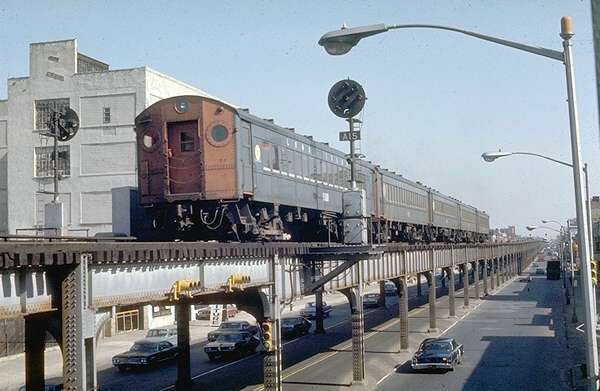 usr_m_lirr_2ndgen_4805_nostrandave_19700228_jt_098.jpg