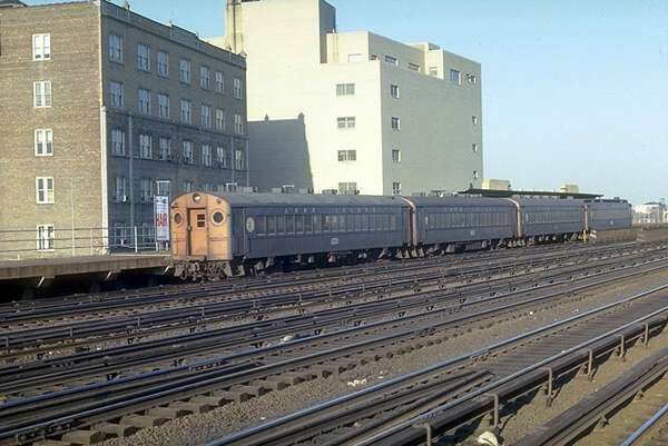 usr_m_lirr_2ndgen_4851_unionhal_19700222_jt_106.jpg