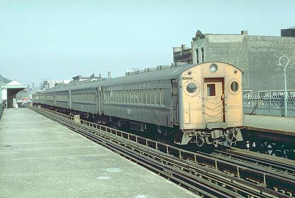 usr_m_lirr_2ndgen_4911_nostrandave_19690501_jt_109.jpg
