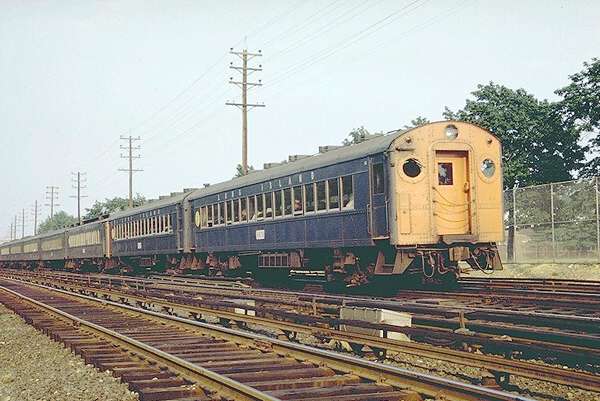 usr_m_lirr_2ndgen_4975_bellerose_196708_jt_114.jpg