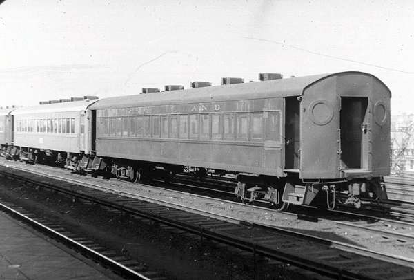 usr_m_lirr_2ndgen_xxx_jt_043.jpg