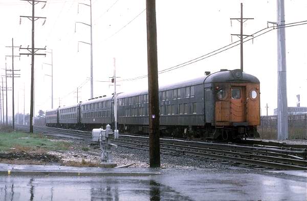 usr_m_lirr_3rdgen_xxx_030_robbinslanesoyosset_19710508_kgjt_012.jpg