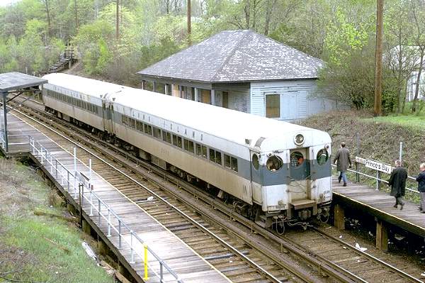 usr_m_lirr_4thgen_2509_princessbay_19730428_jt_014.jpg