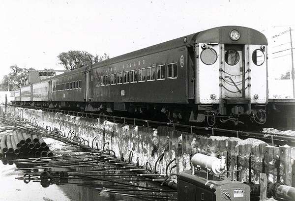 usr_m_lirr_4thgen_xxx_017_babylon_swjt_366.jpg