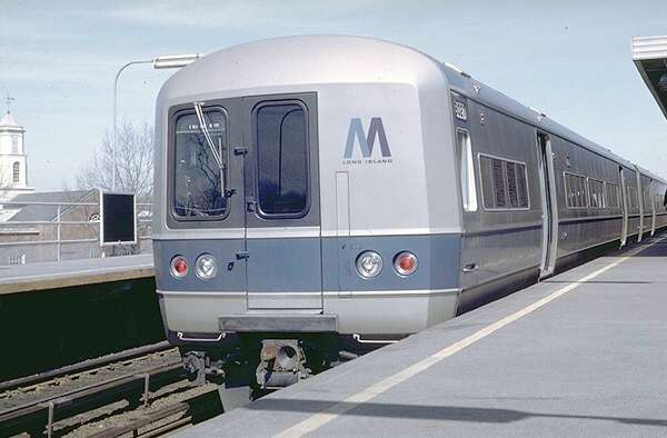 usr_m_lirr_5thgen_9027_floralparkfantrip_19690420_jt_116.jpg