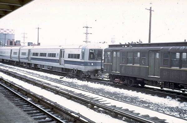 usr_m_lirr_5thgen_9377_jamaica_jt_136.jpg