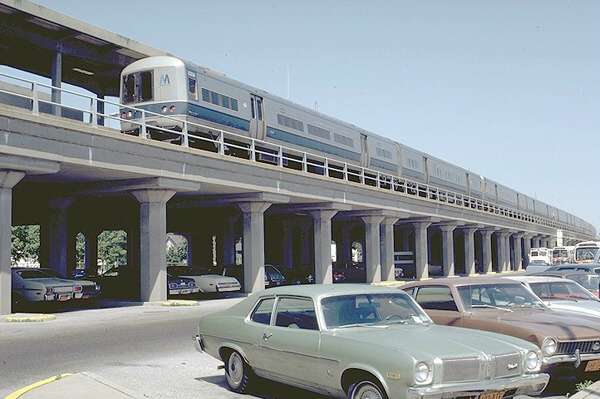 usr_m_lirr_5thgen_9507_babylon_19810801_jt_139.jpg