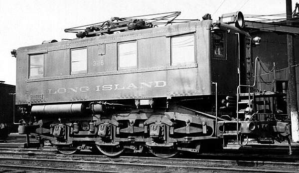 usr_m_lirr_nonpass_326_morrispark_jmjt_004.jpg