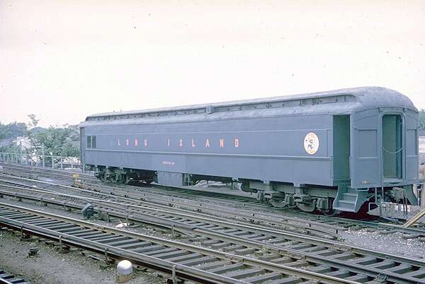 usr_m_lirr_nonpass_xxx_002_jamaica_19650529_jt_065.jpg