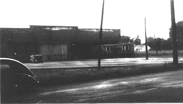 usr_m_lkshelec_176,168_fremont+carhouse_052_csjmcjdb.jpg