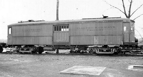 usr_m_lkshelec_frt031_sandusky+shop_035_csbv.jpg