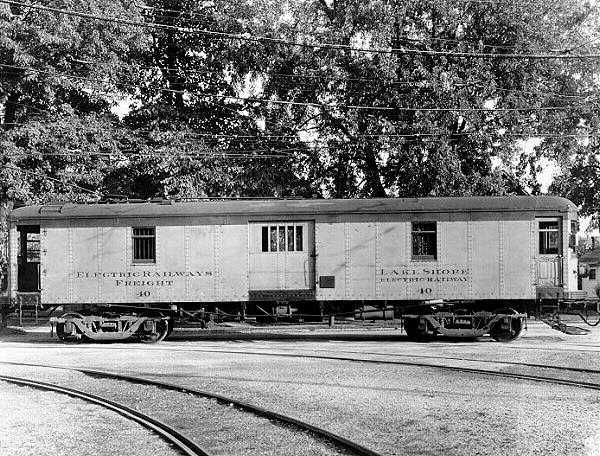 usr_m_lkshelec_frt040_fremont+5thst+carhouse_003_csbv.jpg
