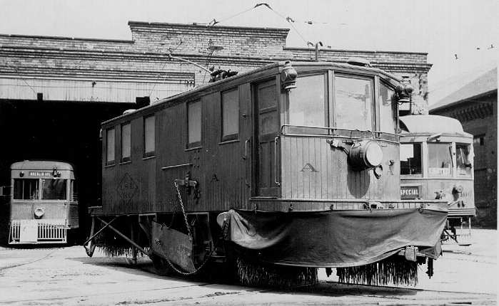 usr_m_lkshelec_sweeper+a_lorain+carhouse_064_bv.jpg