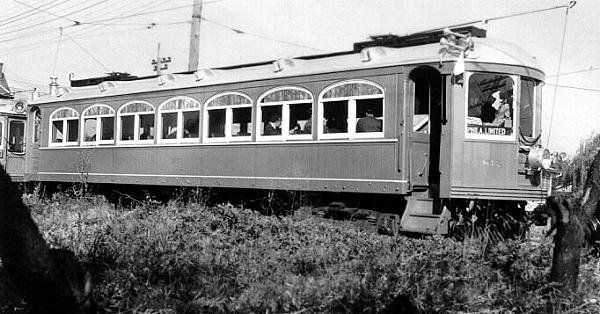 usr_m_lvt_0812_fairviewbarn_19391112_bv+jl_lvt028.jpg