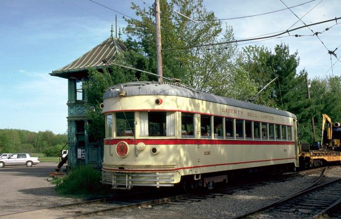 usr_m_lvt_1030_seashore+trolley+museum_19920530_jt_lvt127.jpg