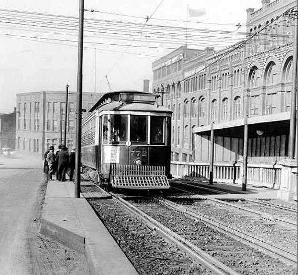usr_m_mci_772_12thstviaduct_dhjg_085.jpg