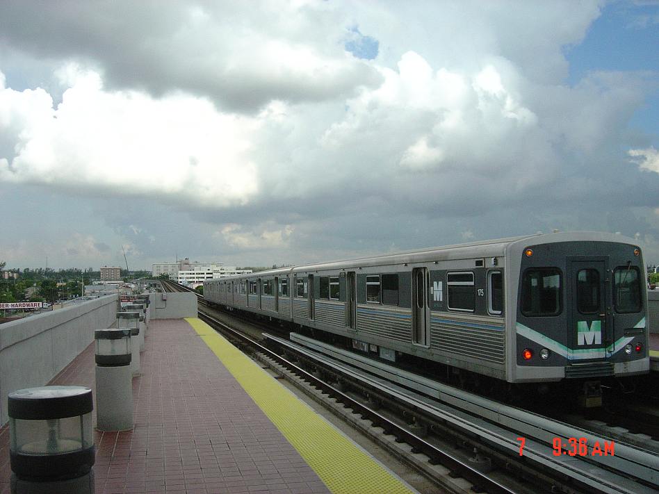 usr_m_mia_mime_175_20040607_bv_bv041.jpg