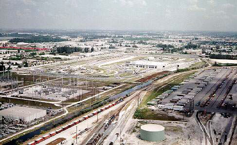 usr_m_mia_mime_misc_hialeah+shops_19840510_bv_miam26.jpg