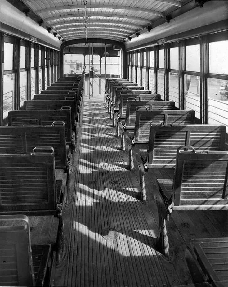 usr_m_mia_stcrcom_356_interior+looking+to+front_bv_bv026.jpg