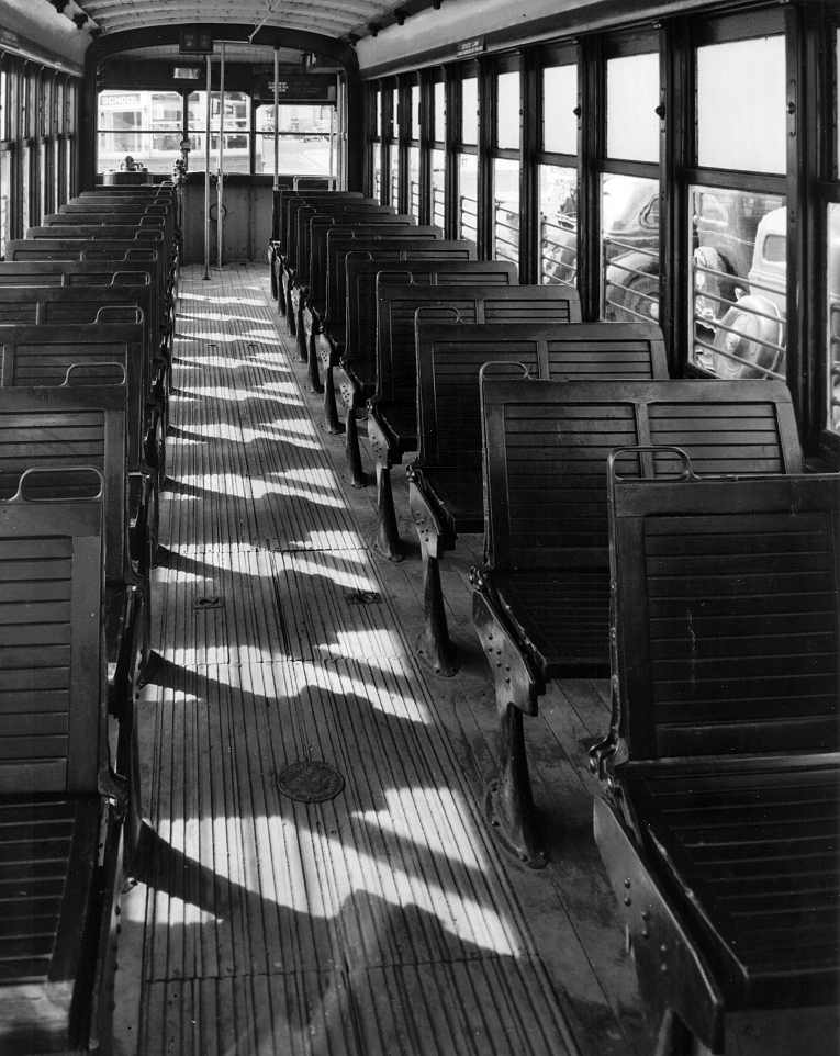 usr_m_mia_stcrcom_356_interior+looking+to+rear_bv_bv025.jpg