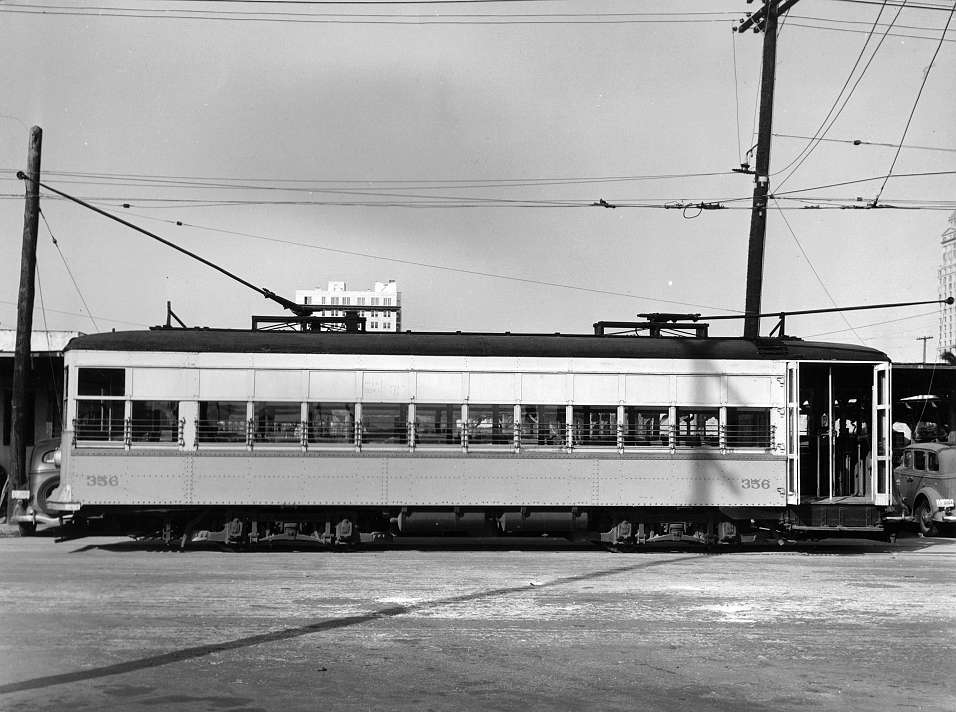 usr_m_mia_stcrcom_356_side+view_bv_bv027.jpg