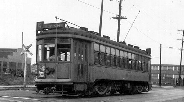 usr_m_mke_655_wburnhams58thrt19_bv_mke079.jpg