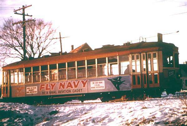 usr_m_mke_973_flynavycar_kj_mke370.jpg
