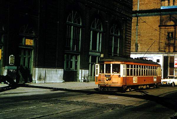 usr_m_mke_9xx_rt10oneidapowerplantwellsst_kjls_mke382.jpg