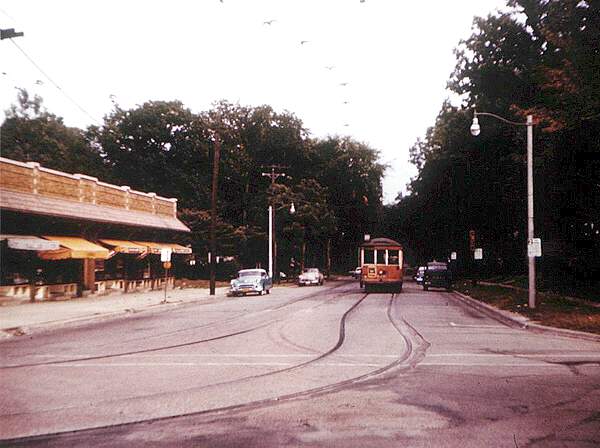 usr_m_mke_9xx_wellsn68th_kj_mke279.jpg