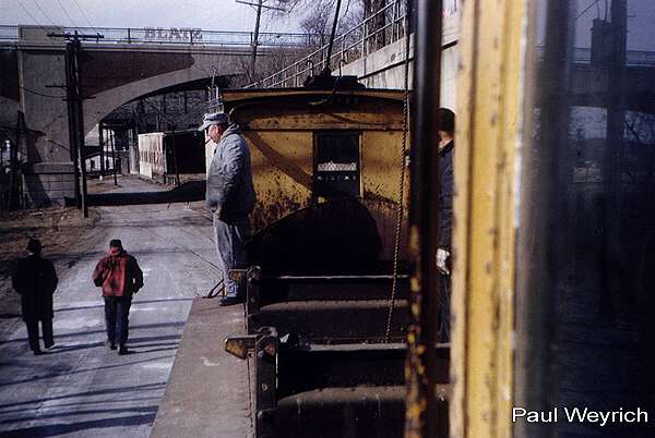 usr_m_mke_coldsprg_c002_pawekj_mke393.jpg