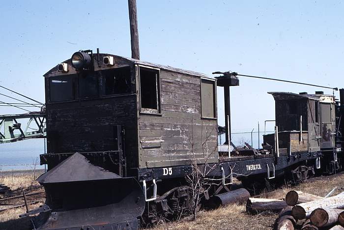 usr_m_mke_lakeside_m025_plow_d5_19710413_ss_tmerl37.jpg
