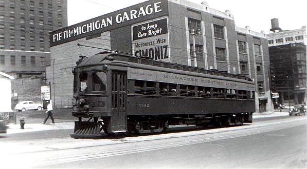 usr_m_mke_mkeint_1102_wmichiganaveob_19420712_kj_tmerl01.jpg