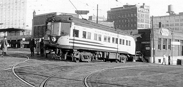 usr_m_mke_mkeint_1121_northshorefreightstation_19491204_bv_mke093.jpg