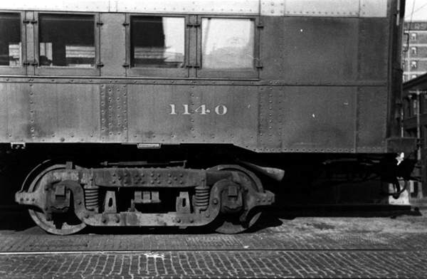 usr_m_mke_mkeint_1140_truck_kj_mke285.jpg