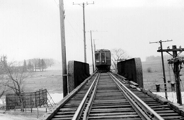 usr_m_mke_mkeint_11xx_ryandrdbridgemrkline_bv_mke099.jpg