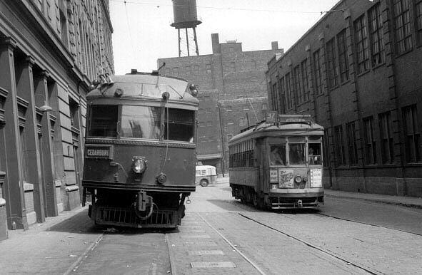usr_m_mke_mkeint_11xxrt37streetcar_bv_mke141.jpg