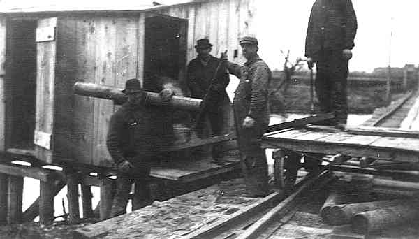 usr_m_mke_mkeint_sectiongangathiensville_circa1909_kj_tmerl25.jpg