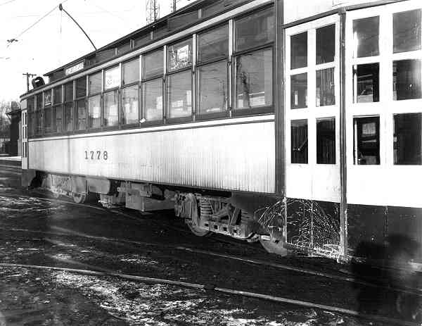 usr_m_msp_1778_front+door+damage_tcl_tcrt231.jpg